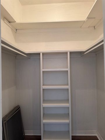 4320 Bellaire Drive S 102W, Fort Worth, TX 76109