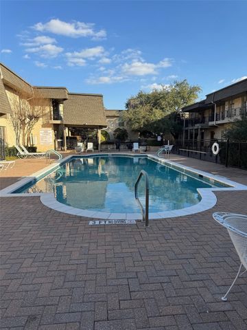 4320 Bellaire Drive S 102W, Fort Worth, TX 76109