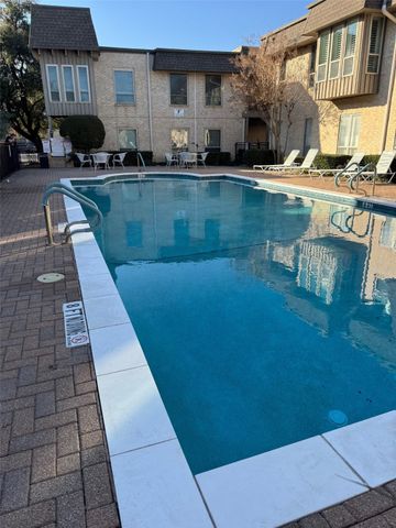 4320 Bellaire Drive S 102W, Fort Worth, TX 76109