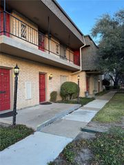4320 Bellaire Drive S 102W, Fort Worth, TX 76109
