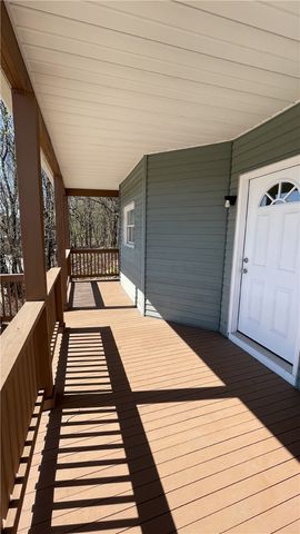 424 W 7th Ave 2, Tarentum, PA 15084