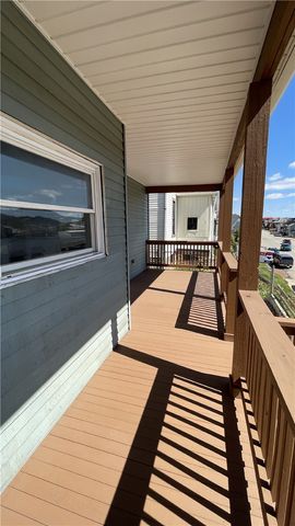 424 W 7th Ave 2, Tarentum, PA 15084