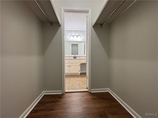 2041 Mountainbrook Drive, Cottondale, AL 35453