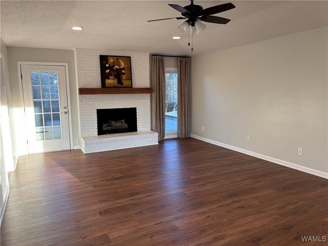 2041 Mountainbrook Drive, Cottondale, AL 35453