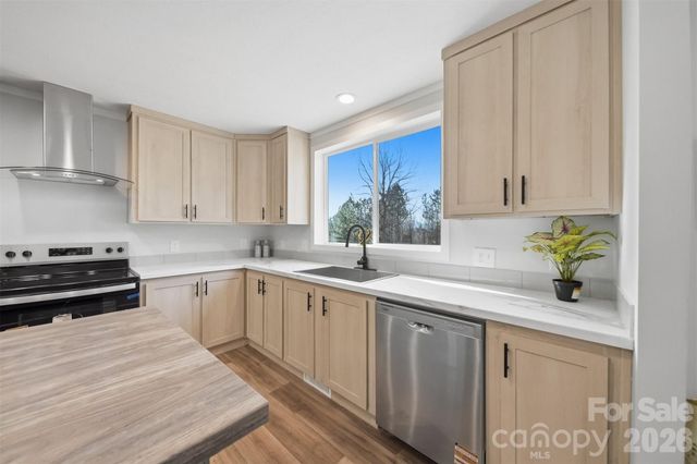 4186 Maple Trail, Morganton, NC 28655