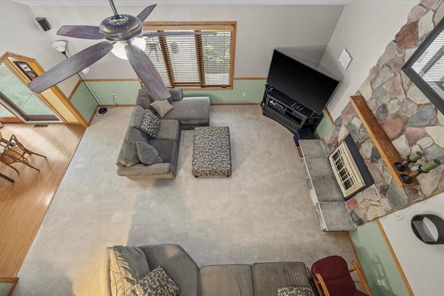 13785 W Maria DRIVE, New Berlin, WI 53151