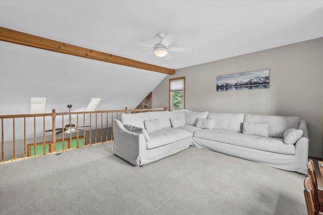 13785 W Maria DRIVE, New Berlin, WI 53151