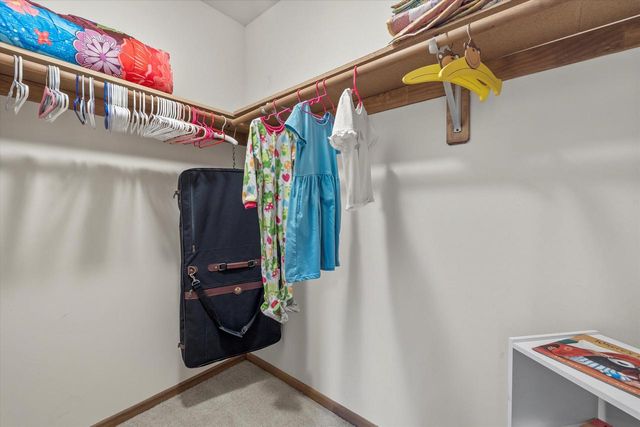 13785 W Maria DRIVE, New Berlin, WI 53151