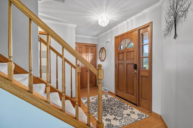 13785 W Maria DRIVE, New Berlin, WI 53151