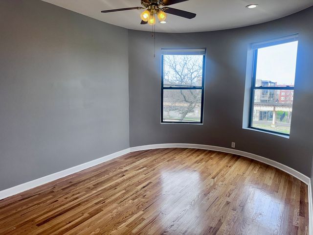 4949 S CALUMET Avenue 3S, Chicago, IL 60653