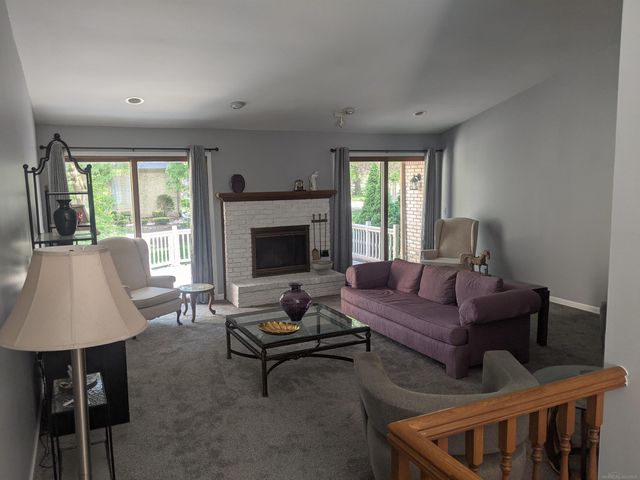 43064 W Kirkwood Drive, Clinton Twp, MI 48038