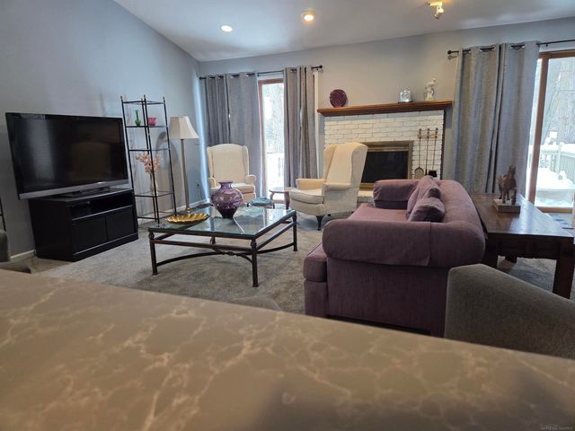 43064 W Kirkwood Drive, Clinton Twp, MI 48038