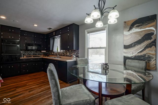 2618 W 25th Street, Anderson, IN 46011