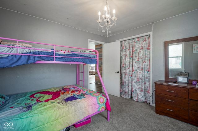 2618 W 25th Street, Anderson, IN 46011