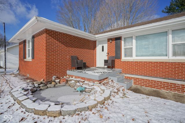 2618 W 25th Street, Anderson, IN 46011