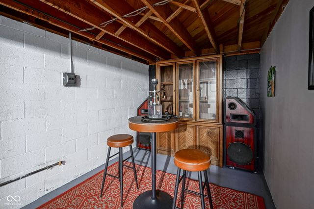 2618 W 25th Street, Anderson, IN 46011