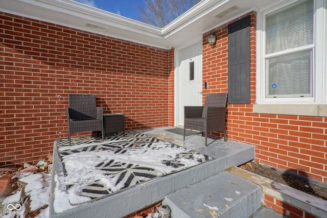 2618 W 25th Street, Anderson, IN 46011