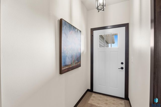 1115 S Foss Ave Avenue, Sioux Falls, SD 57110