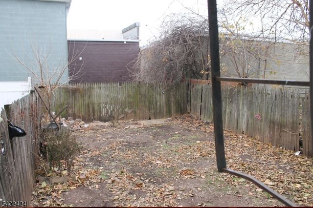 232 Sherman Ave 2, Newark City, NJ 07114