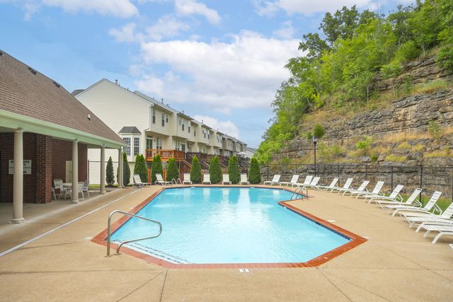 7277 Charlotte Pike Unit 112, Nashville, TN 37209