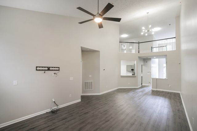 7277 Charlotte Pike Unit 112, Nashville, TN 37209