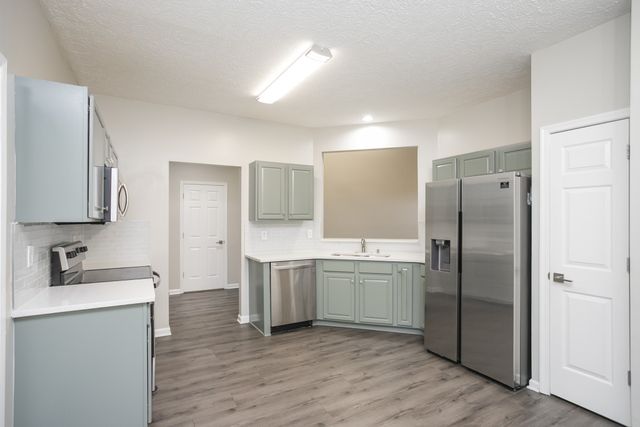 7277 Charlotte Pike Unit 112, Nashville, TN 37209