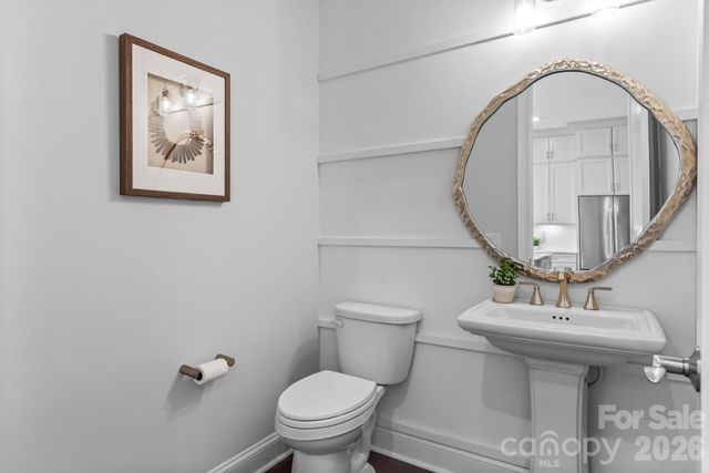 2525 Deacon Avenue, Charlotte, NC 28204