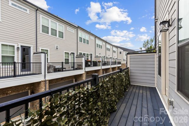 2525 Deacon Avenue, Charlotte, NC 28204