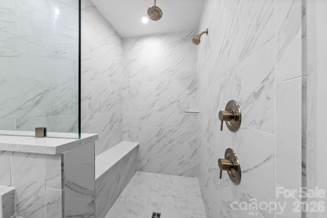 2525 Deacon Avenue, Charlotte, NC 28204