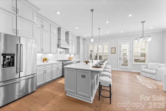 2525 Deacon Avenue, Charlotte, NC 28204