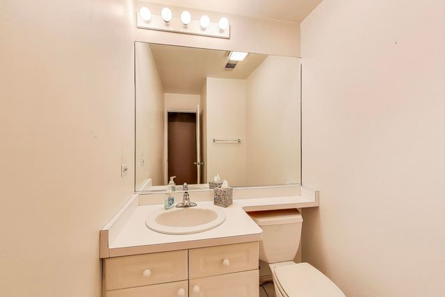 7240 Franklin Street 2A, Forest Park, IL 60130