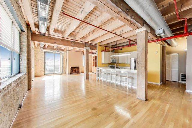 7240 Franklin Street 2A, Forest Park, IL 60130