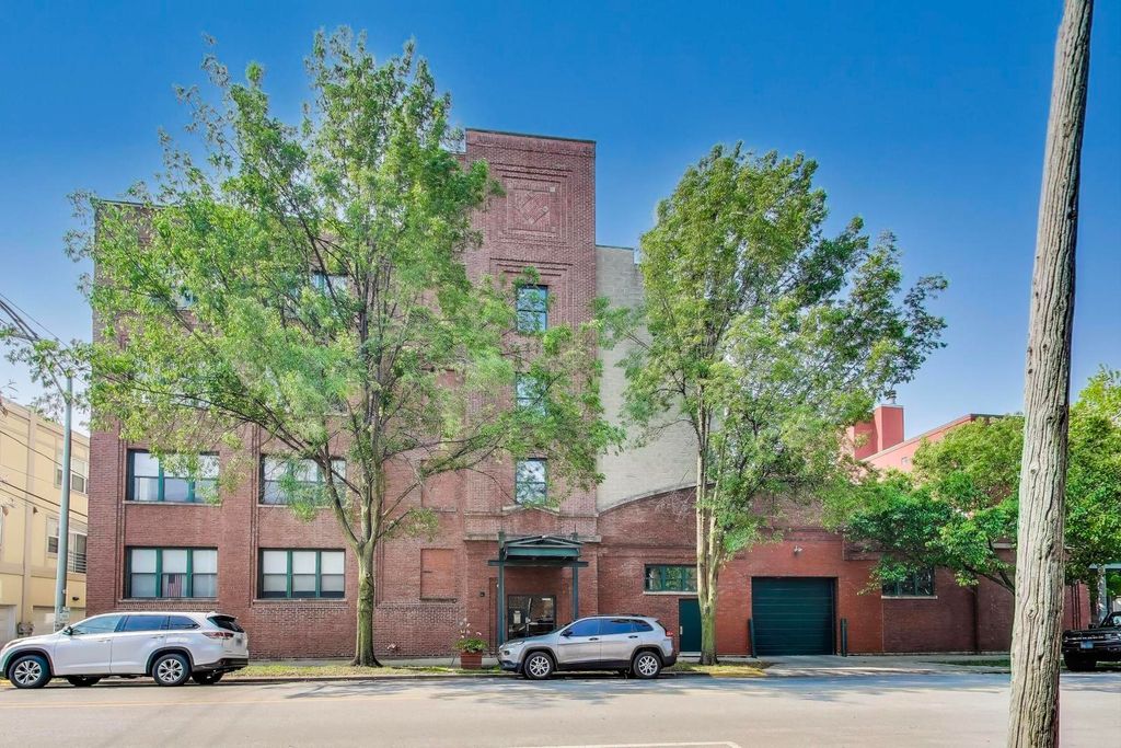 7240 Franklin Street 2A, Forest Park, IL 60130
