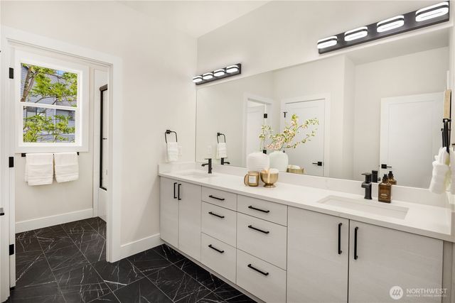 22536 SE 52nd Street, Issaquah, WA 98029