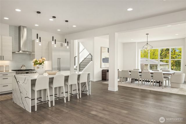 22536 SE 52nd Street, Issaquah, WA 98029