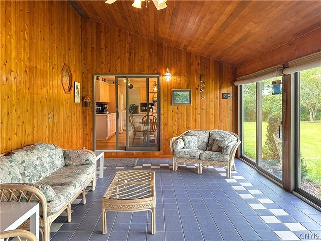 2354 Middle Road, Oneida, NY 13421