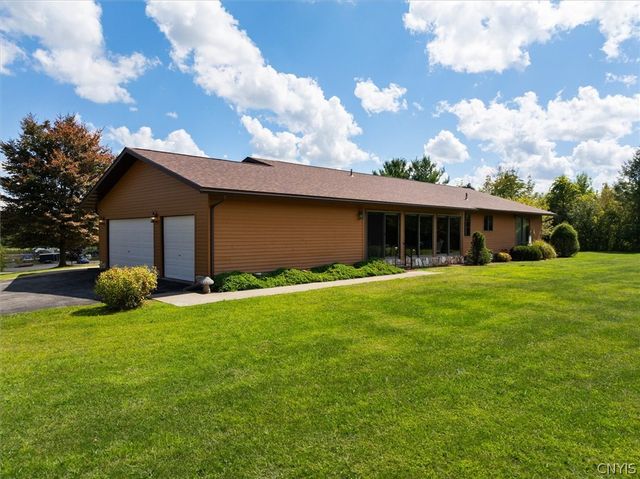 2354 Middle Road, Oneida, NY 13421