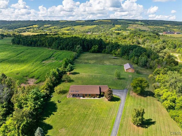 2354 Middle Road, Oneida, NY 13421