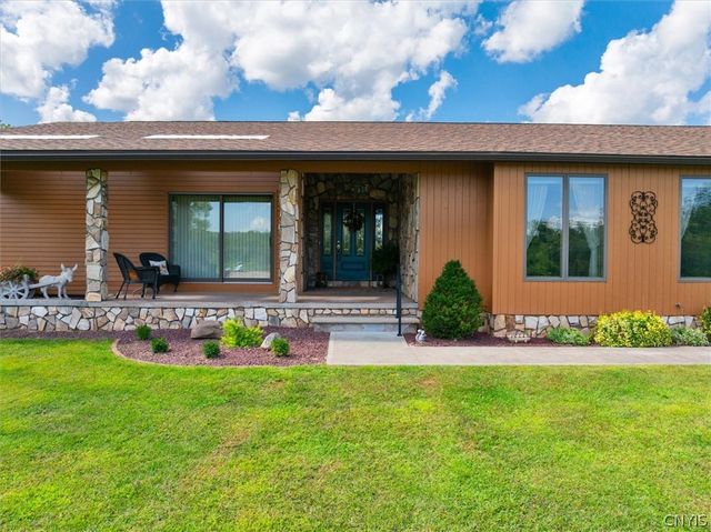 2354 Middle Road, Oneida, NY 13421
