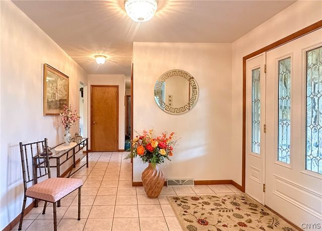 2354 Middle Road, Oneida, NY 13421