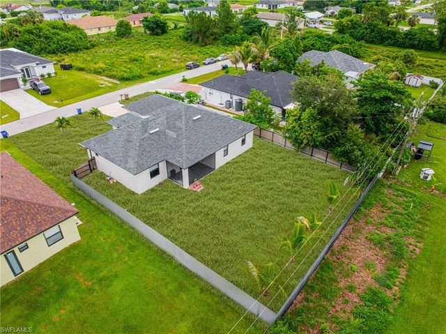 4707 6th ST W, Lehigh Acres, FL 33971