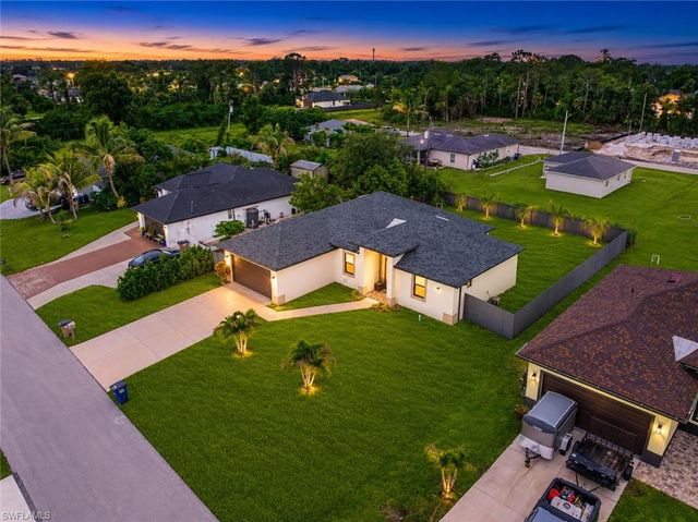 4707 6th ST W, Lehigh Acres, FL 33971