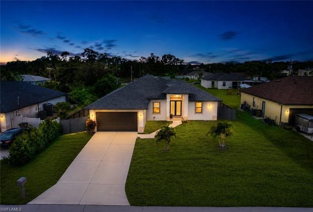 4707 6th ST W, Lehigh Acres, FL 33971