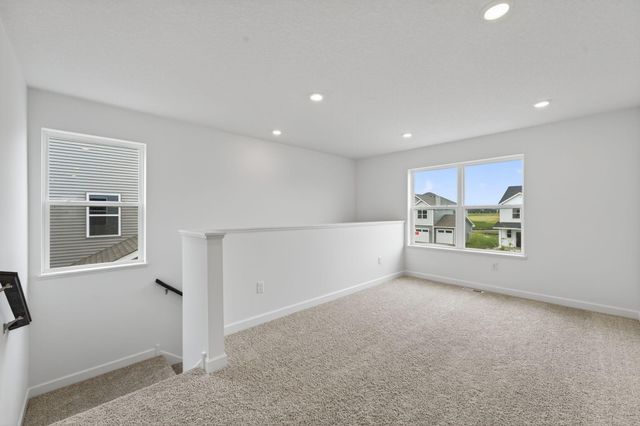 1092 Ashbury Lane NE, Hanover, MN 55341