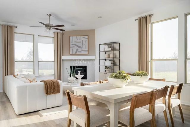 562 Ruby Bend Lane, Montgomery, TX 77356