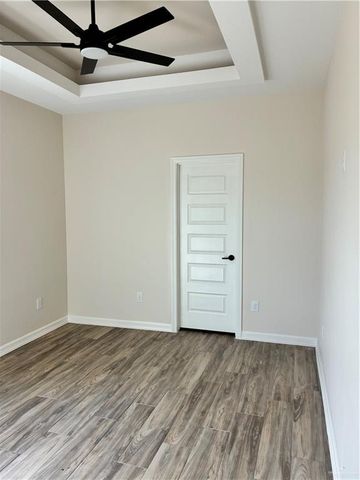 2413 N Venice N Avenue, Edinburg, TX 78542