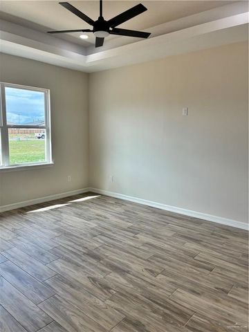 2413 N Venice N Avenue, Edinburg, TX 78542