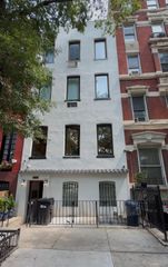 437 W 43rd Street 1, New York (manhattan), NY 10036