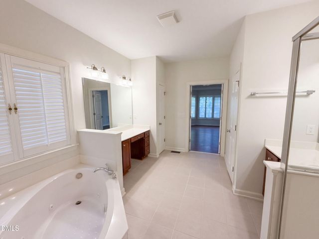 12212 Ashton Woods Lane, Raleigh, NC 27614