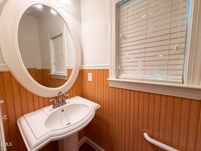 12212 Ashton Woods Lane, Raleigh, NC 27614